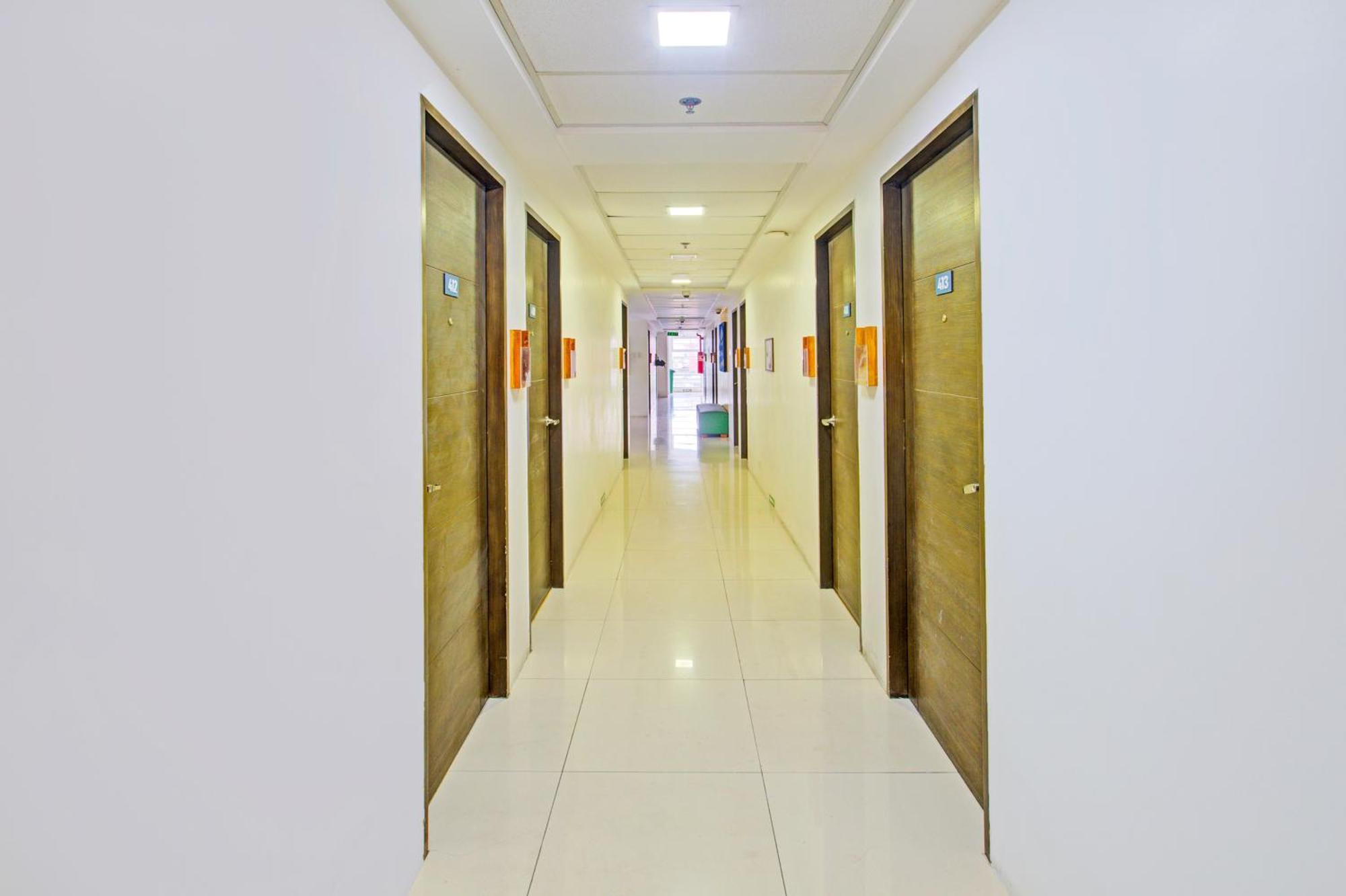 Collection O 1318 Residences, University Belt, Metro Manila Exterior photo